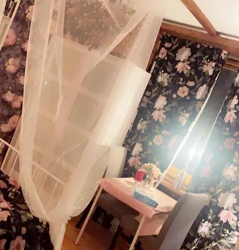 A Night Of Lovely